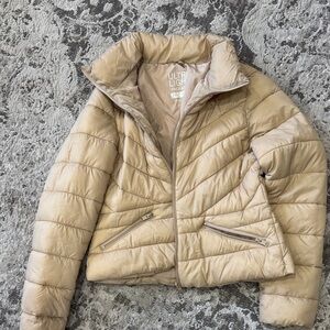 Lightweight puffer coat